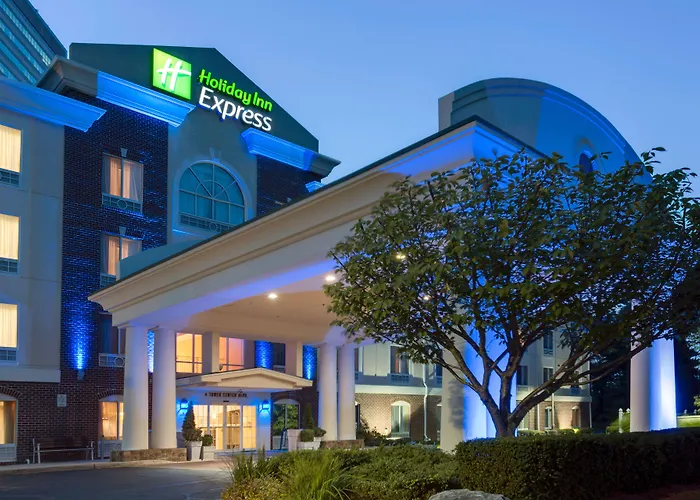 Holiday Inn Express Tower Center New Brunswick By Ihg