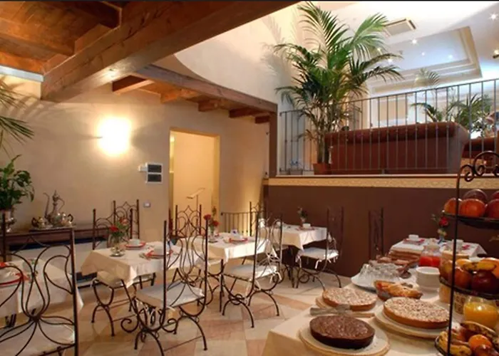 Hotel Del Borgo