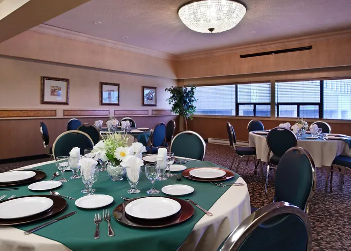 Holiday Inn Express Hotel & Suites Saint John Harbour Side By Ihg