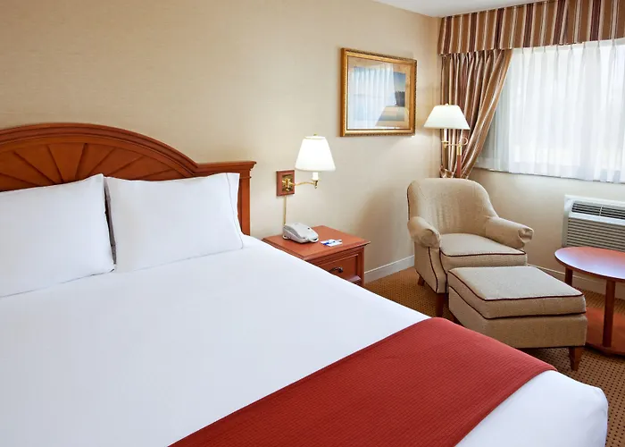 Five Towns Inn - Jfk Airport