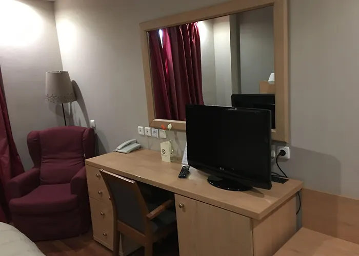 Athina Airport Hotel
