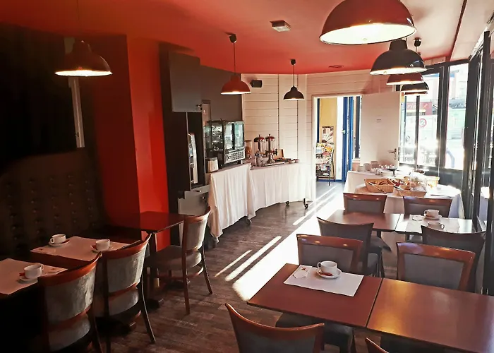 Le Paris Brest Hotel