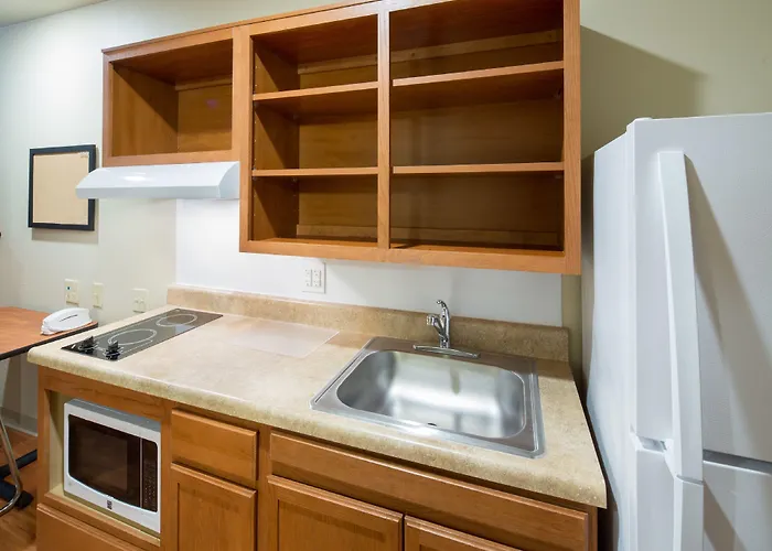 Extended Stay America Select Suites - Oklahoma City - Southeast