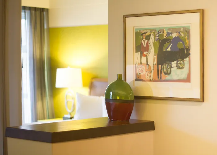 Hotel Champlain