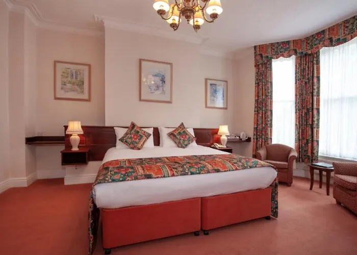 Arundel House Hotel