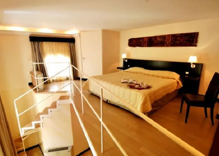 Ucciardhome Hotel