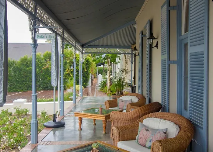 Pontac Manor Hotel & Restaurant