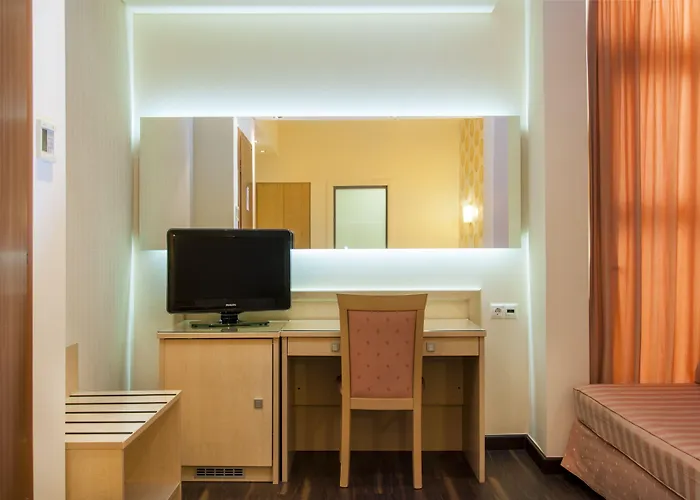 Amazon Hotel