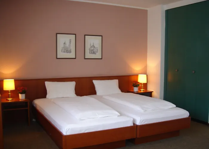 Hotel Acon