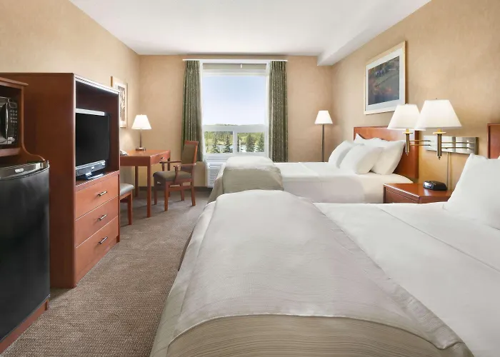 Days Inn & Suites By Wyndham Cochrane