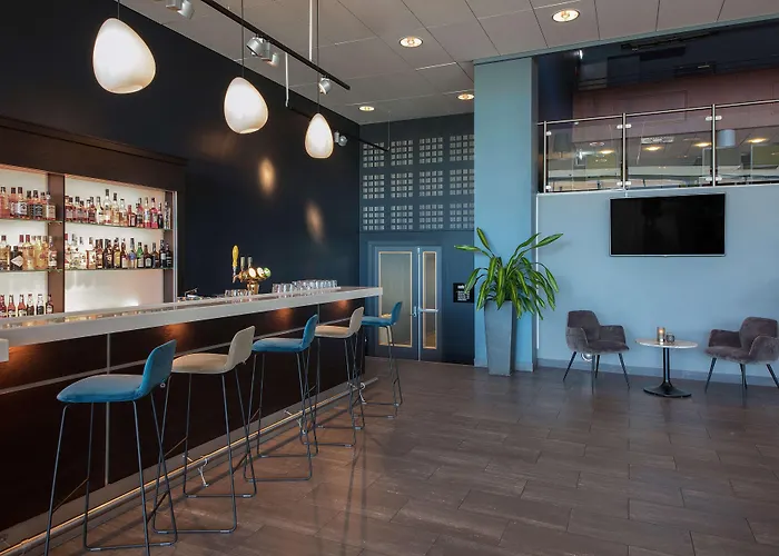 Park Inn By Radisson Oslo Airport Hotel West