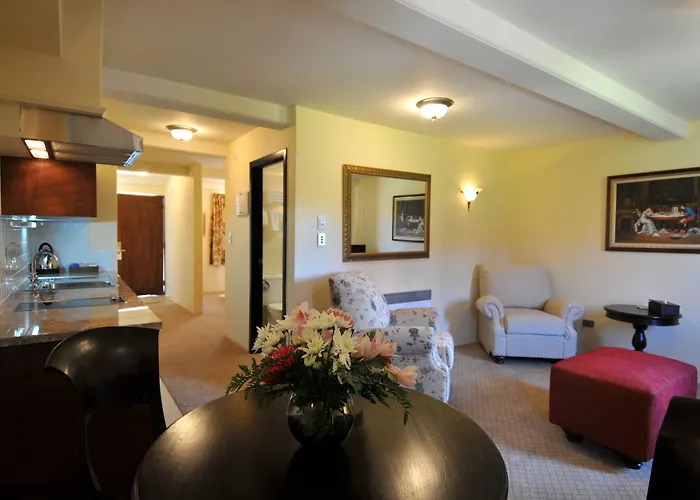 Grand Arden Monaco Nelson
