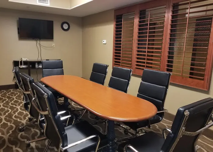 Comfort Inn & Suites Galt - Lodi North