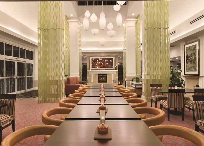 Hilton Garden Inn Akron-Canton Airport