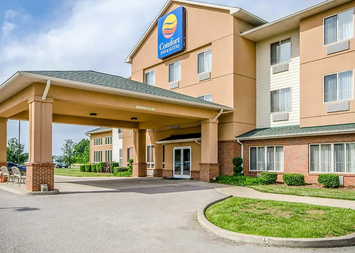 Quality Inn & Suites Near Owensboro & Holiday World Gold Award Winner