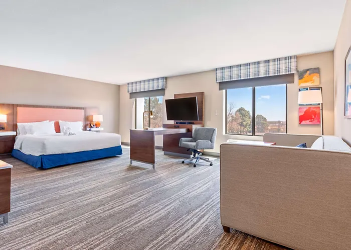 Hampton Inn & Suites Greeley