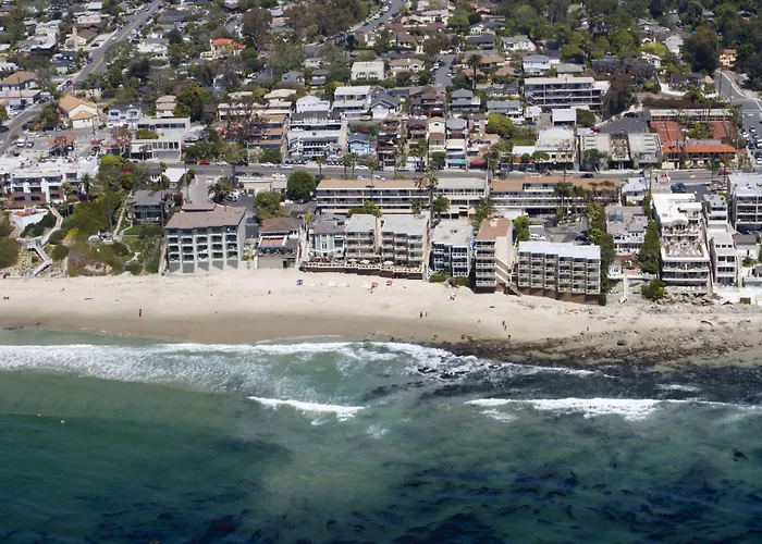 Pacific Edge Hotel