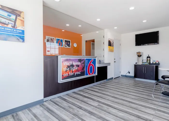 Motel 6-Barstow, Ca - Route 66