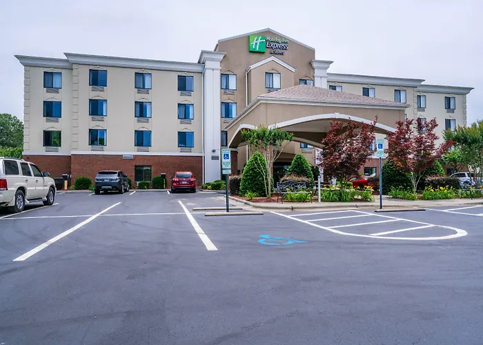 Holiday Inn Express & Suites Roanoke Rapids By Ihg