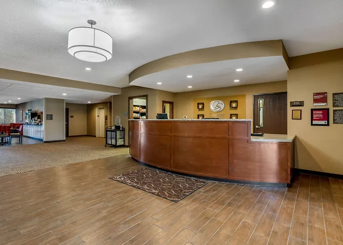Comfort Suites Cedar Falls Industrial Park
