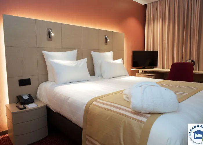 Nash Airport Hotel