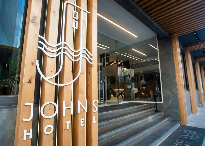 John's Hotel