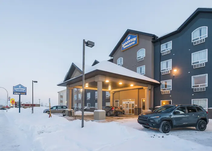 Lakeview Inns & Suites - Fort Nelson