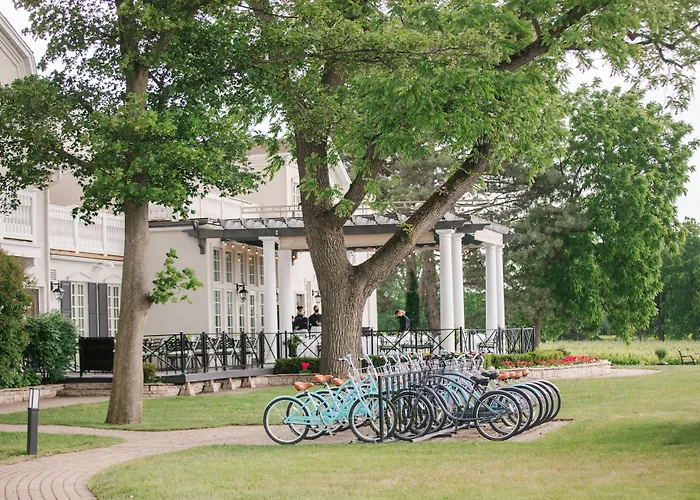 Riverbend Inn&Vineyard