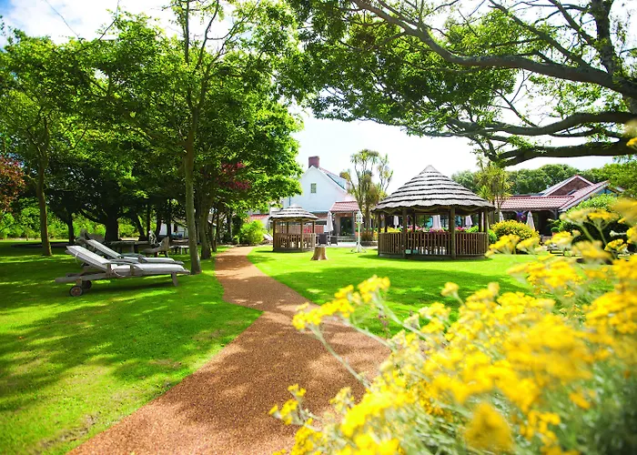 The Farmhouse Hotel And Restaurant