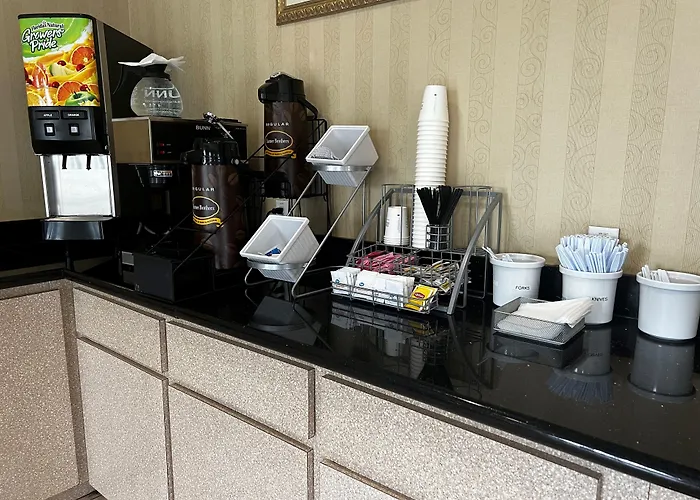 Super 8 By Wyndham Brookshire Tx