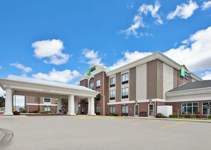 Holiday Inn Express & Suites Buffalo By Ihg