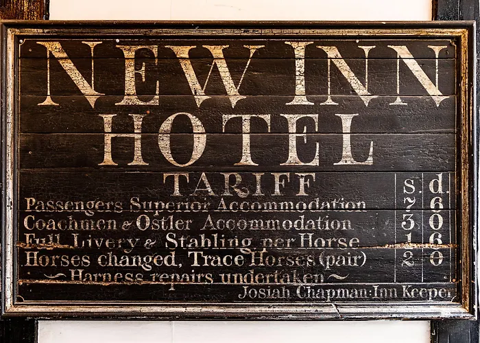 The New Inn By Roomsbooked