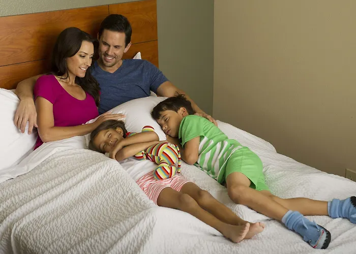 Woodspring Suites Holland - Grand Rapids