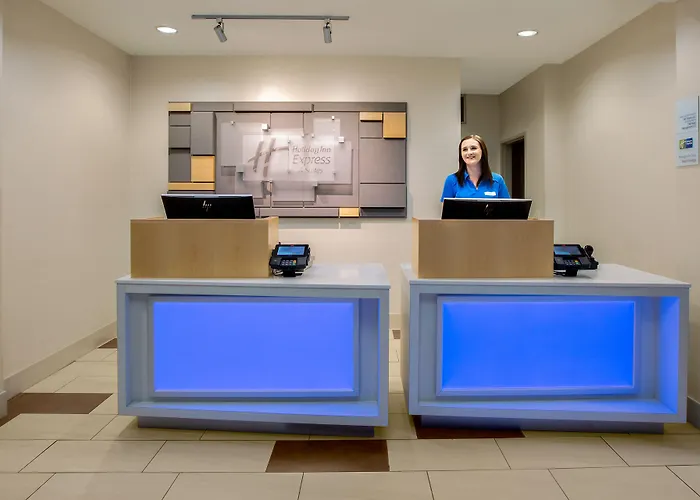 Holiday Inn Express Hotel & Suites Ontario By Ihg