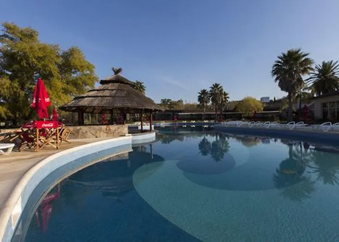 Howard Johnson Marinas & Resort