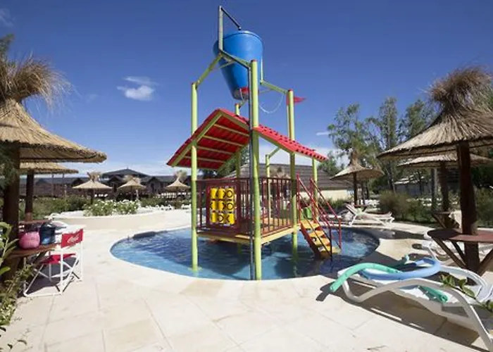 Howard Johnson Marinas & Resort