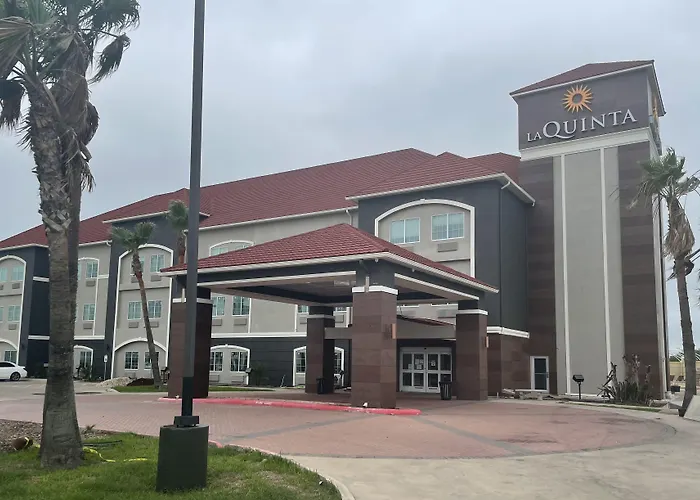 La Quinta Inn Suites By Wyndham Raymondville Harlingen
