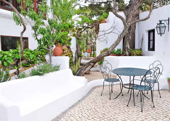 Uma Casa A Beira Sol