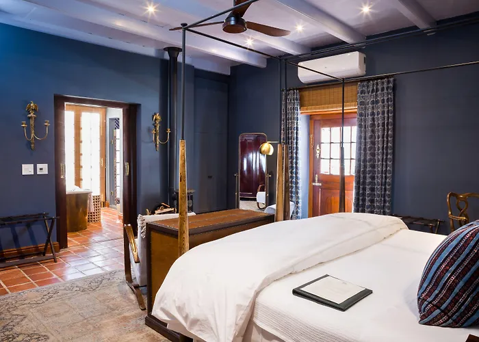 Akademie Street Boutique Hotel