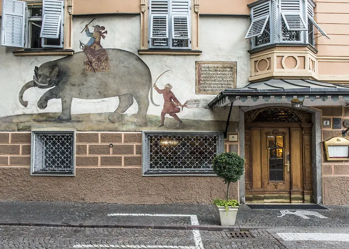 Hotel Elephant