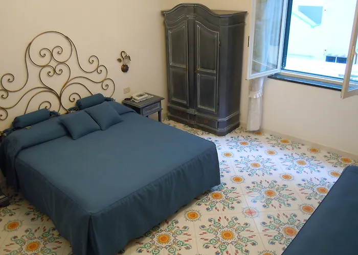 Hotel Alfonso A Mare