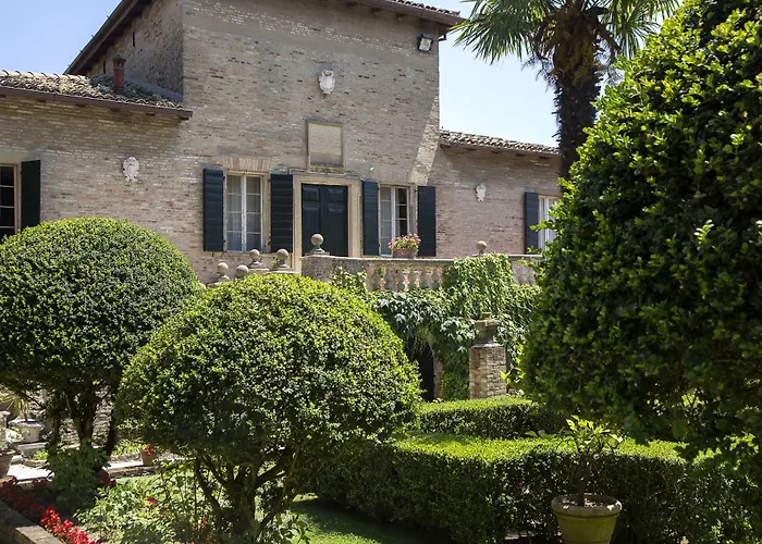 Villa Cattani Stuart XVII Secolo