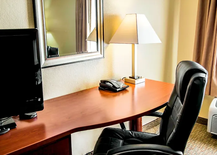 Sleep Inn & Suites Brunswick North