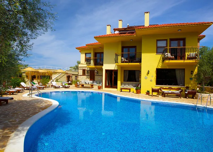 Mandarin & Mango Boutique Hotel