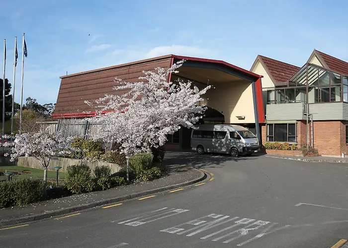 Ascot Park Hotel