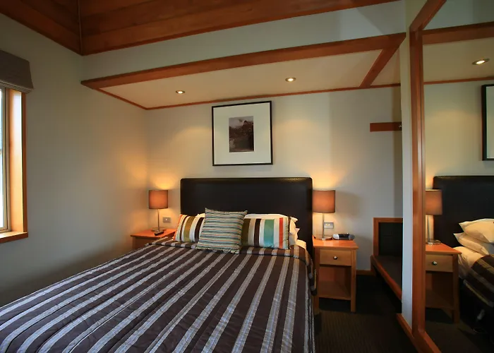 Distinction Te Anau Hotel & Villas