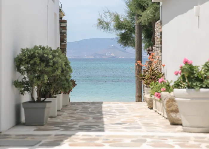 Iria Beach Art Hotel