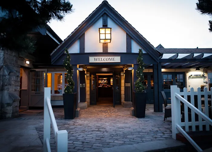 The Red Lion Inn By Chef & Brewer Collection