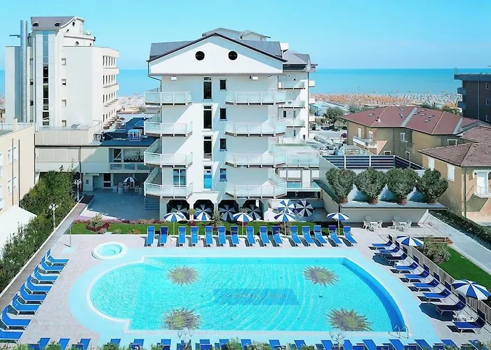 Universal Hotel
