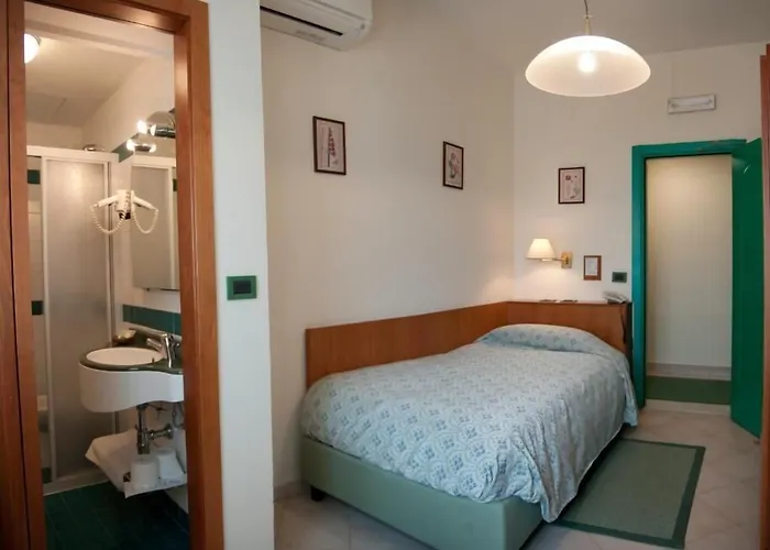 Hotel Boston